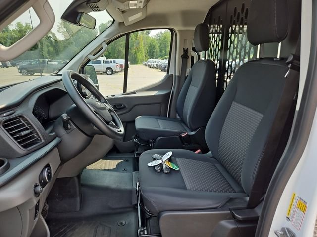 Used 2025 White Ford Base image 11