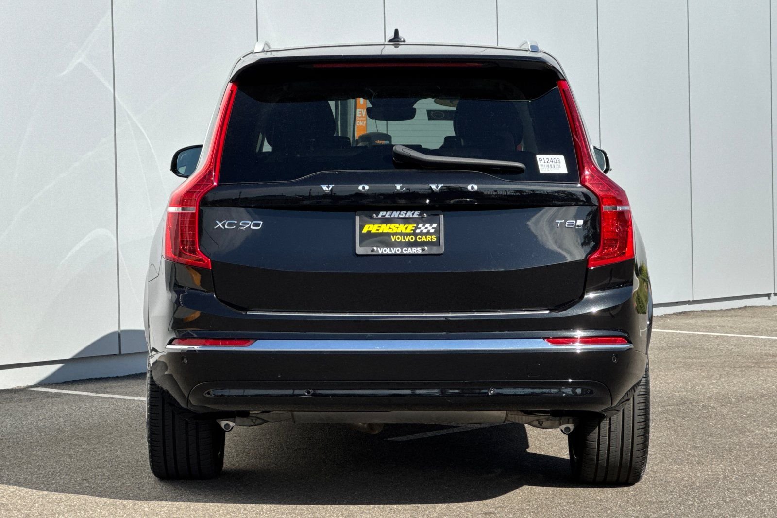 Used 2025 Black Volvo T8 Ultra image 4