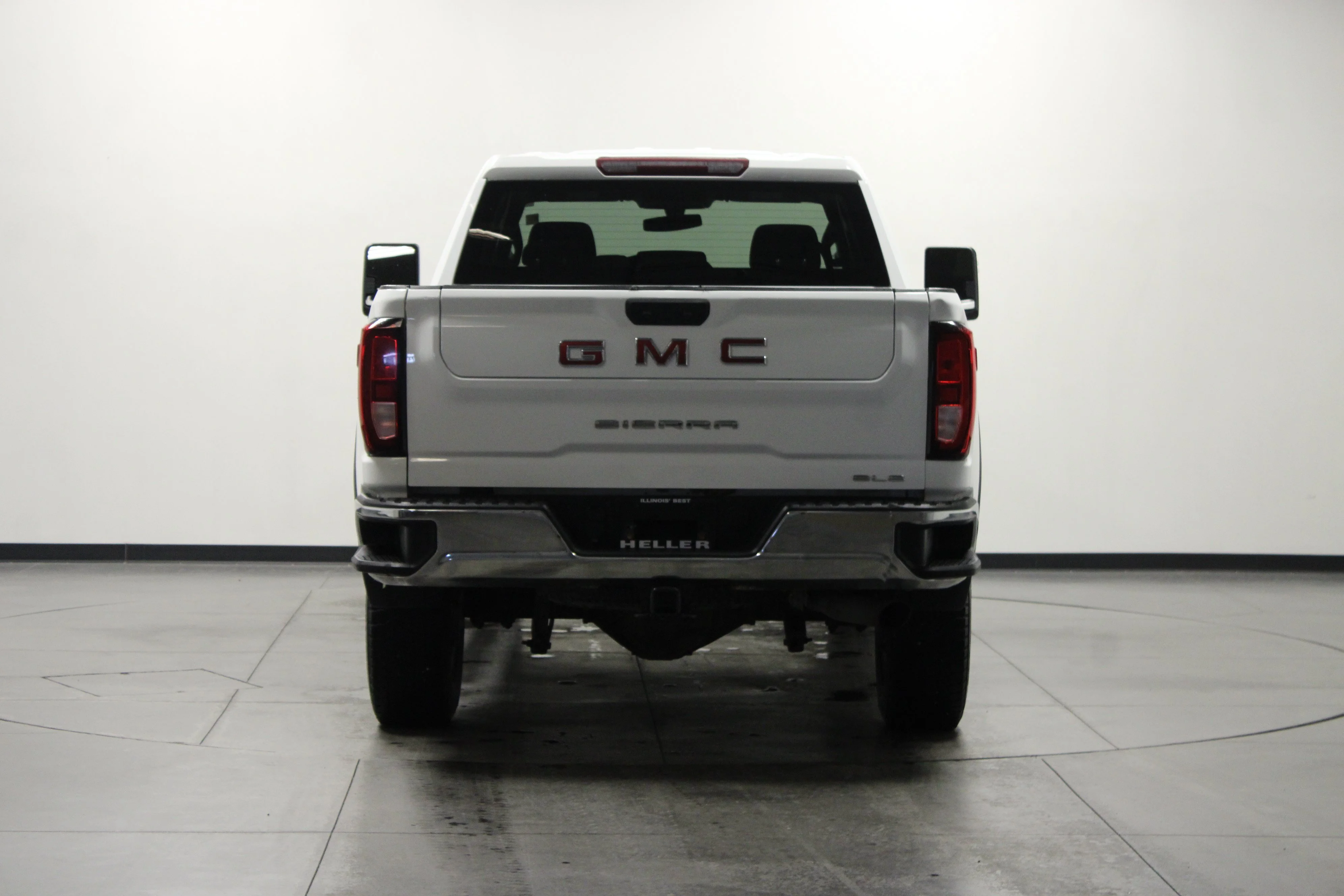 Used 2021 Summit White GMC SLE image 5