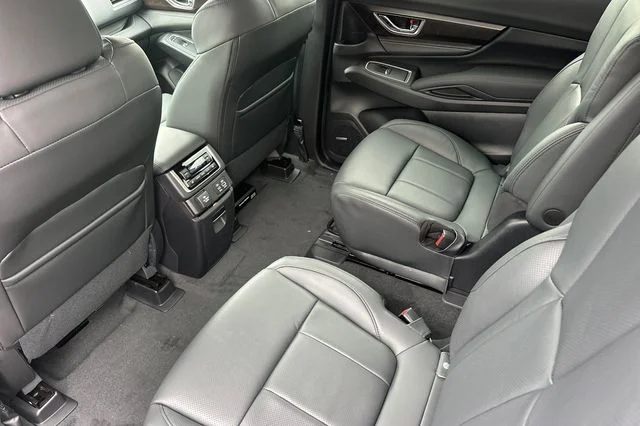 New 2026 AUTUMN GREEN METALLIC Subaru Touring 7-Passenger image 9
