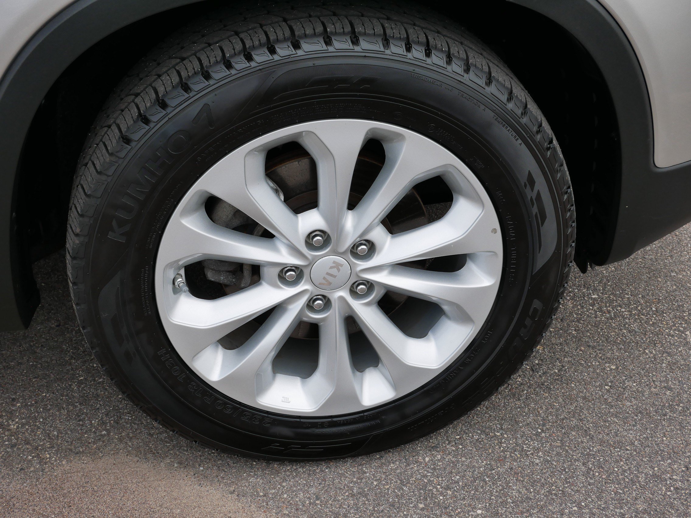 Used 2015 Satin Metal Kia EX image 15