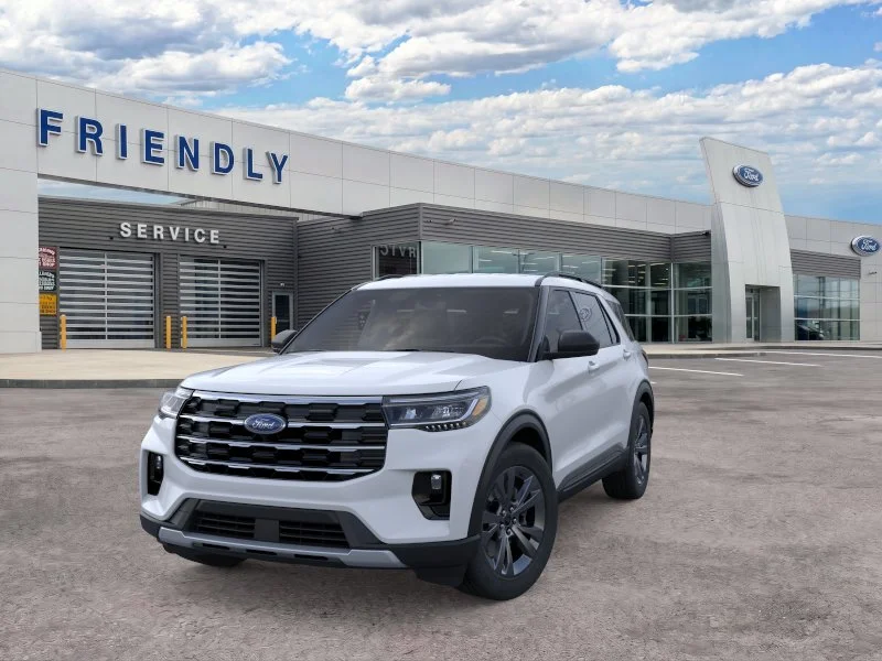 New 2026 Space White Metallic Ford Active image 2