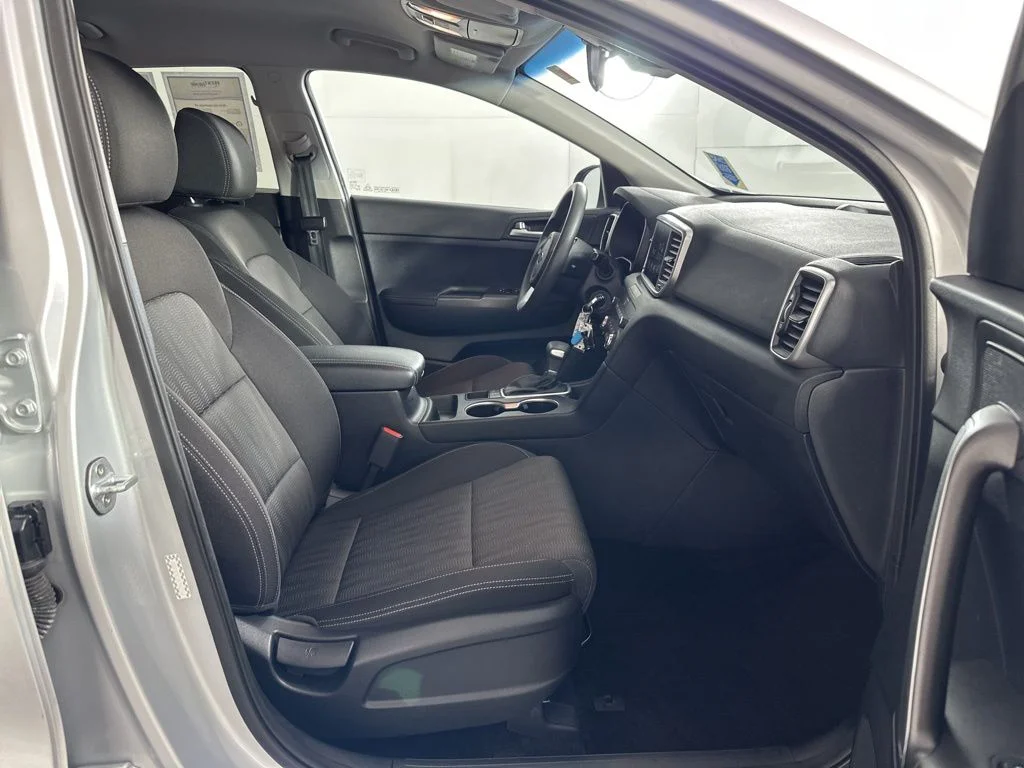 Used 2021 Silver Kia LX image 29