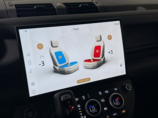 New 2026 Fuji White Land Rover X-Dynamic SE image 23