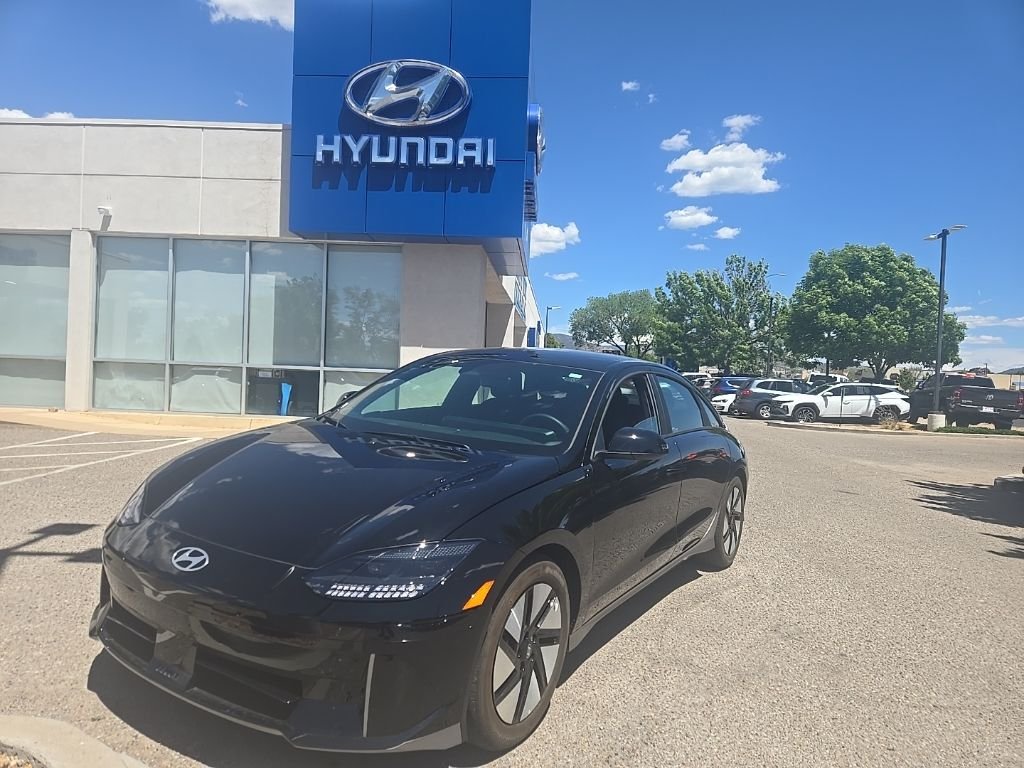2024 Hyundai Ioniq 6 SE RWD's photo