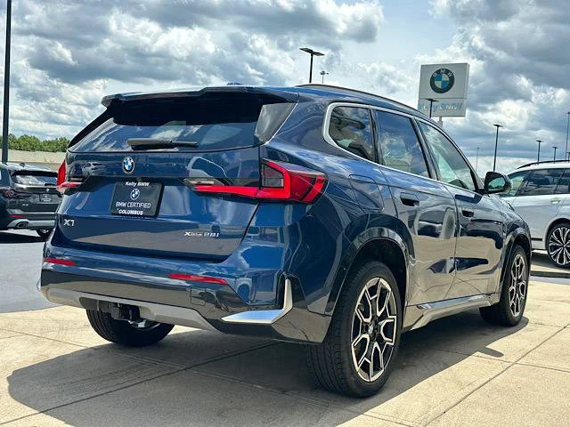 Certified Used 2025 Phytonic Blue Metallic BMW xDrive28i image 10