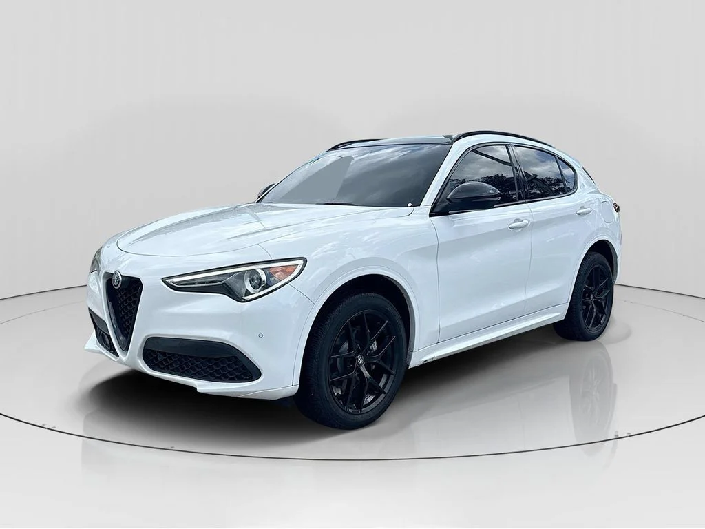 Used 2021 White Alfa Romeo Sprint image 3