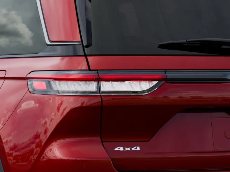 New 2027 Red Hot Pearlcoat Jeep Limited image 5