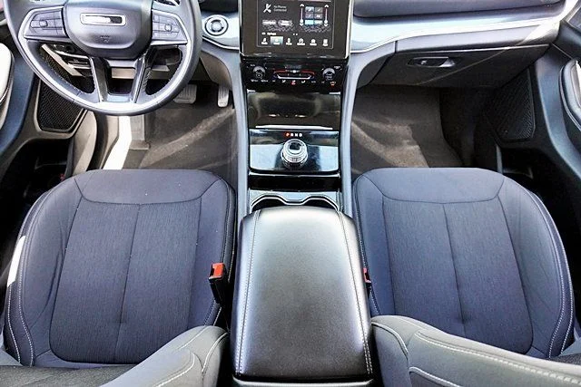 Used 2023 Black Jeep Laredo image 21