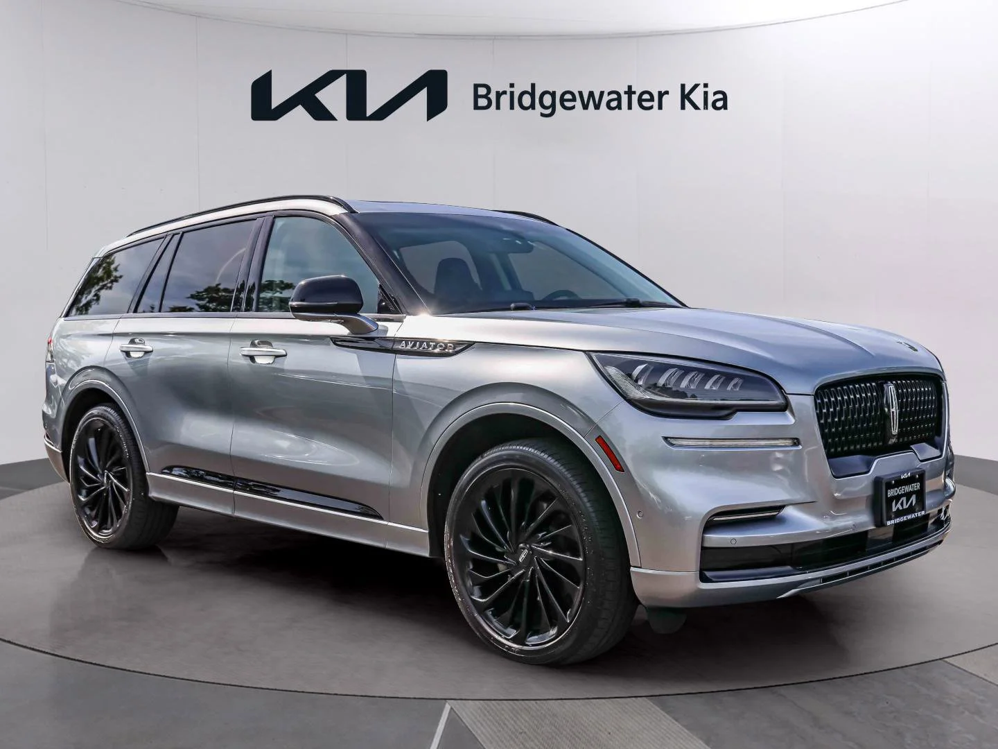 2023 Lincoln Aviator Reserve AWD's photo