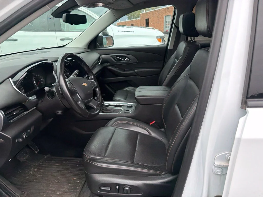 Used 2021 White Chevrolet Premier image 7