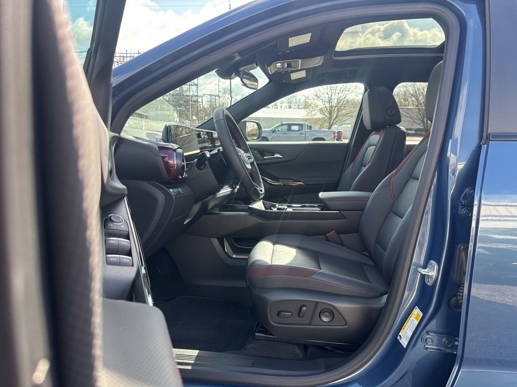 2026 Chevrolet Equinox RS - Photo 13