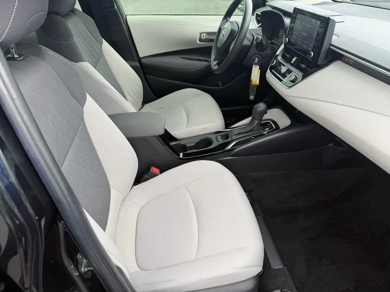 Used 2022 Black Sand Pearl Toyota LE image 18