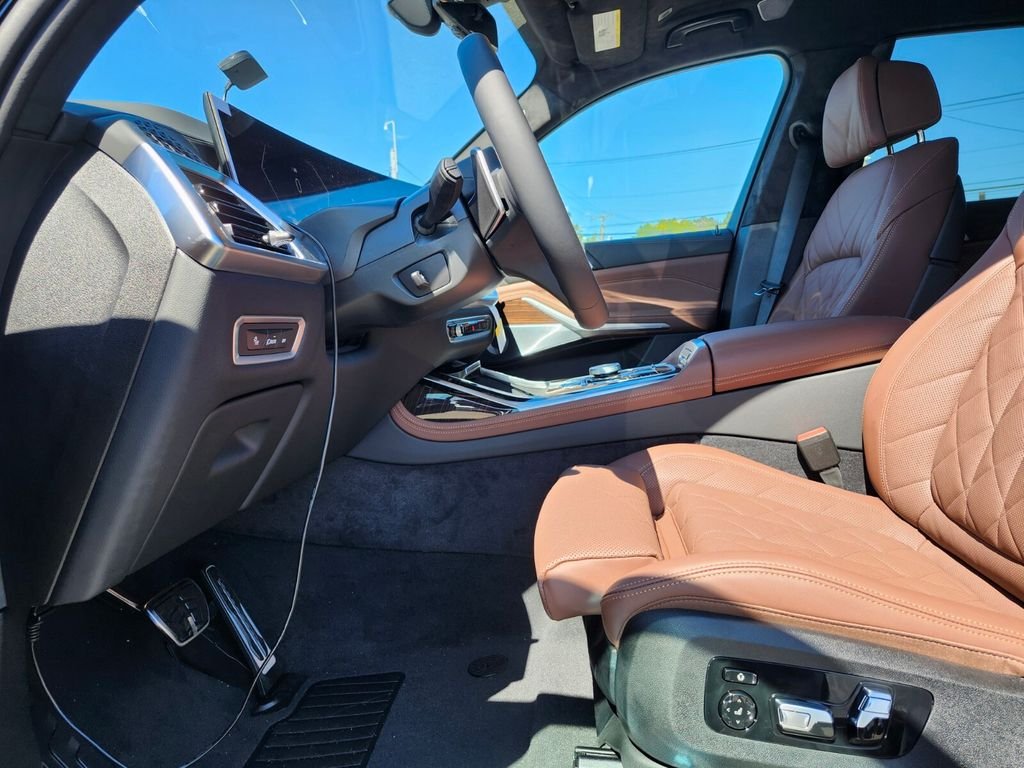 New 2027 Black BMW xDrive40i image 18