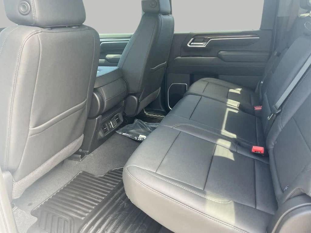 2026 Chevrolet Silverado 3500 HD LT - Photo 15