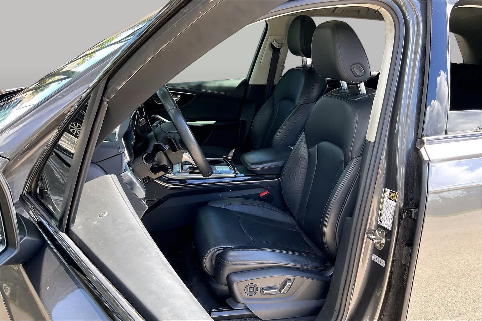 Used 2020 GREY Audi Prestige image 9