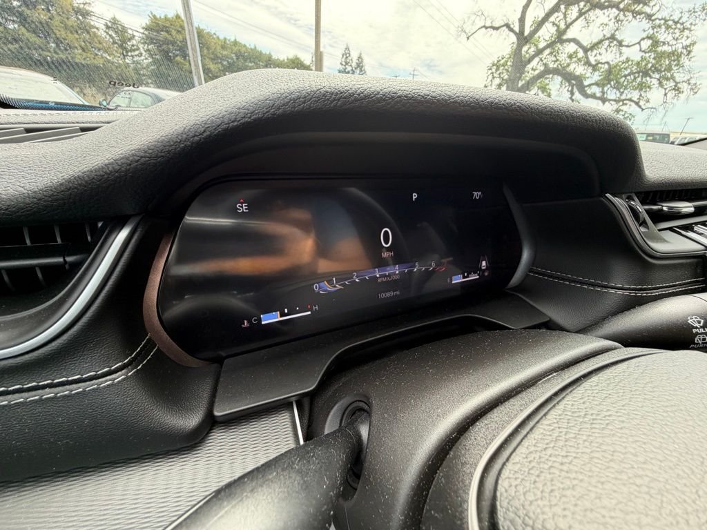Used 2025 Silver Jeep Altitude X image 19
