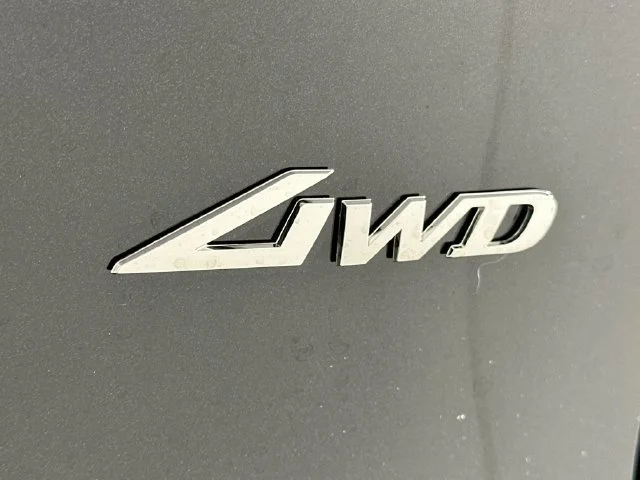 New 2026 Black Genesis 2.5T Advanced image 27
