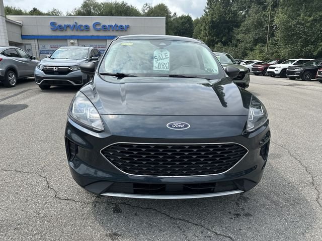 Used 2022 Blue Metallic Ford SE image 11