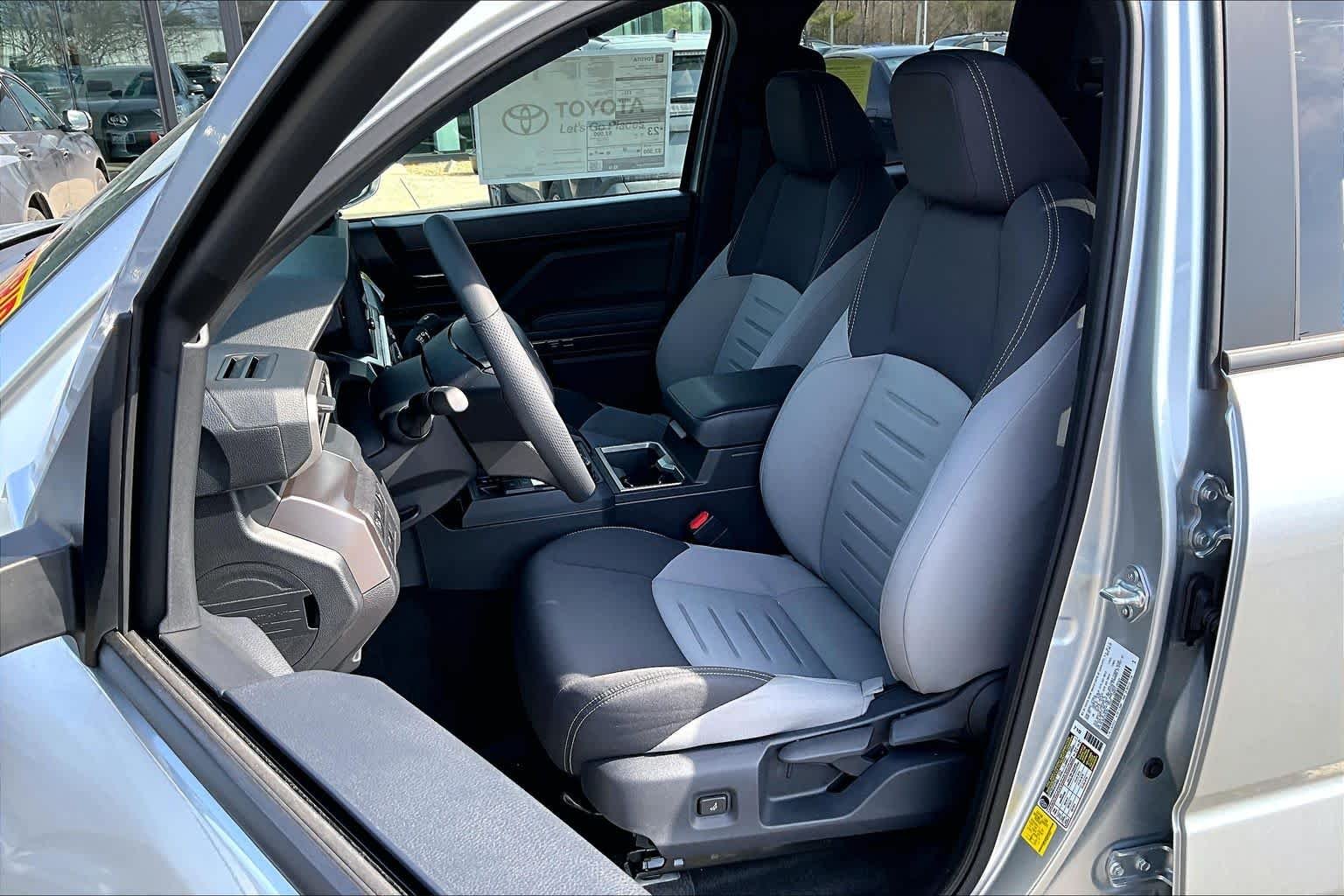 2025 Toyota Tacoma TRD Off Road - Photo 9