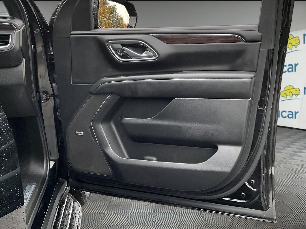 Used 2024 Black Chevrolet LT image 27