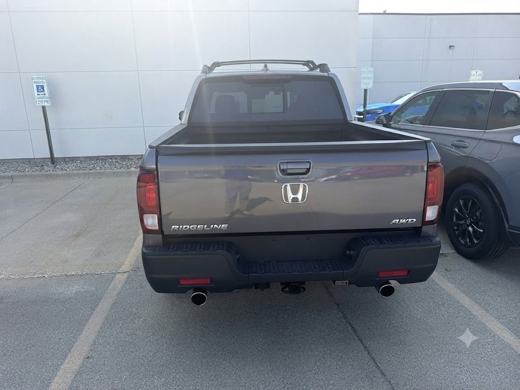 Used 2023 Modern Steel Honda RTL image 3