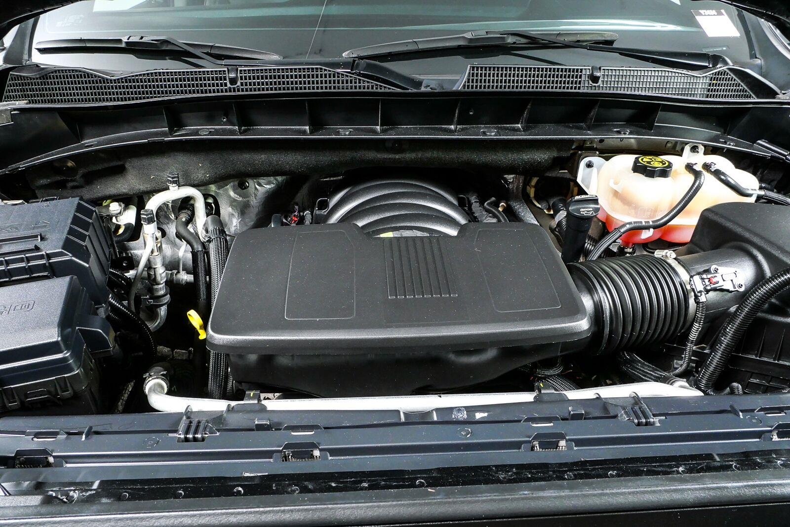 Used 2023 Onyx Black GMC Denali image 34