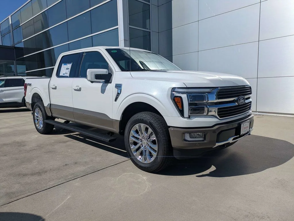 New 2026 Star White Metallic Tri-Coat Ford King Ranch image 2
