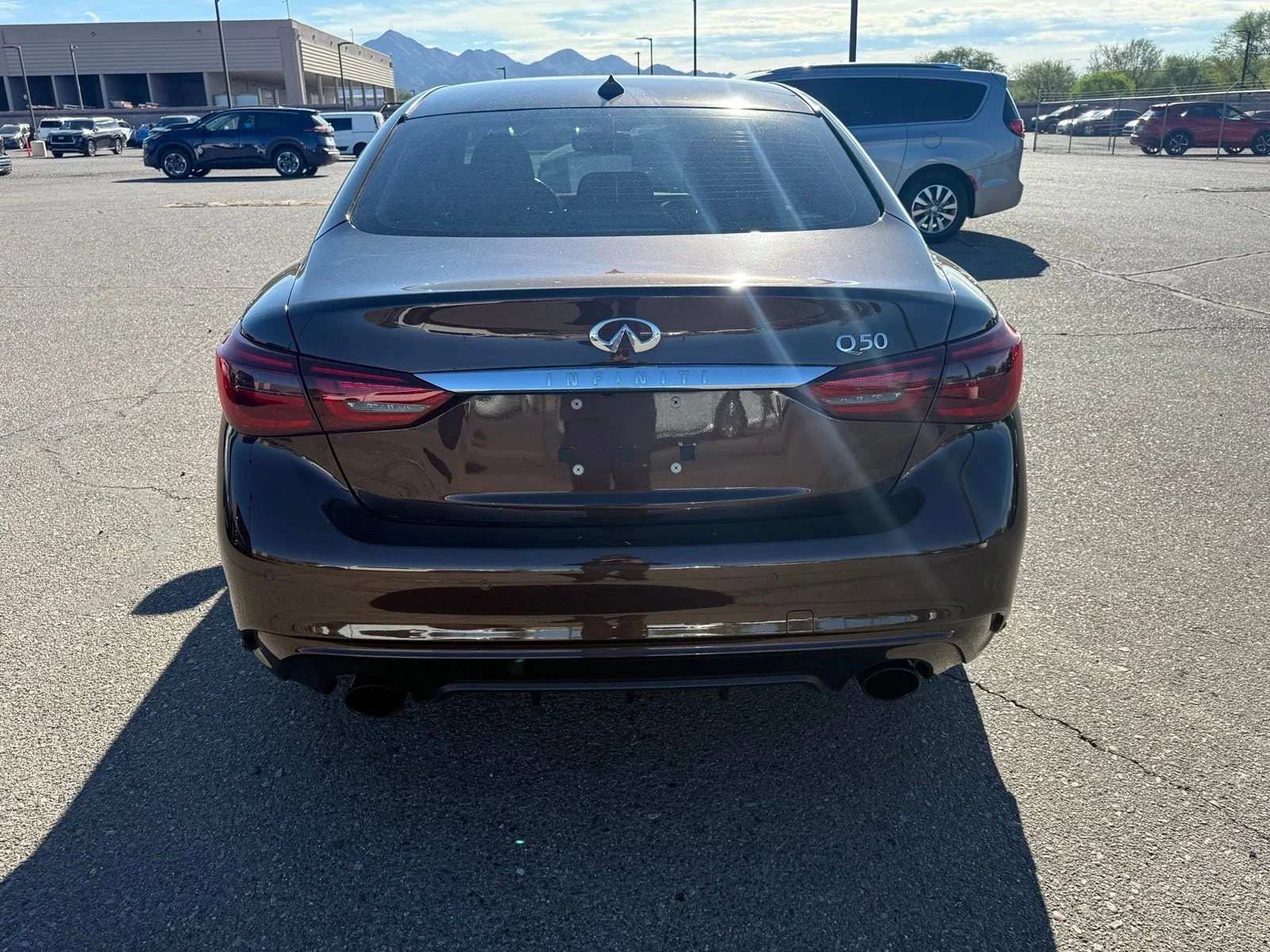 Used 2018 Mocha Almond INFINITI 3.0t Luxe image 5