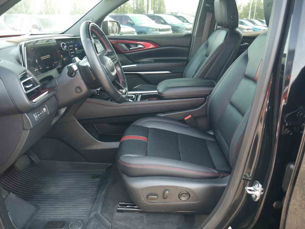 Used 2026 Black Chevrolet RS image 27