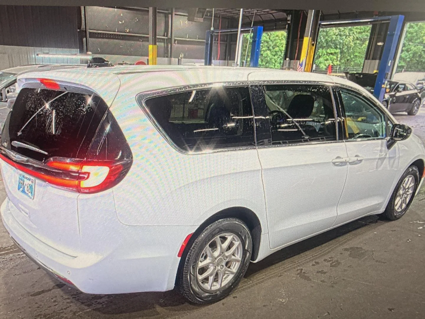 Used 2024 Bright White Clearcoat Chrysler Touring L image 2