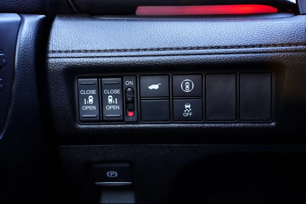 Used 2023 Black Honda Sport image 33