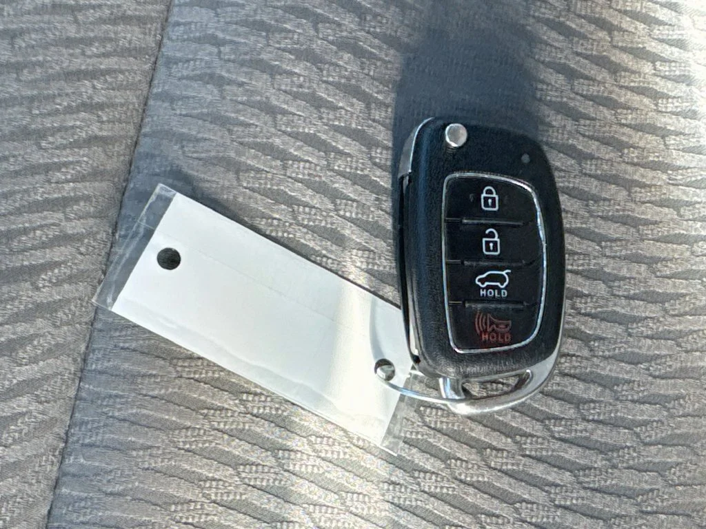 Used 2017 White Hyundai SE image 33