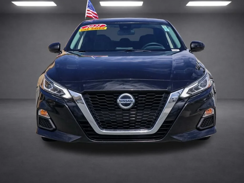 Used 2021 Black Nissan 2.5 SV image 8