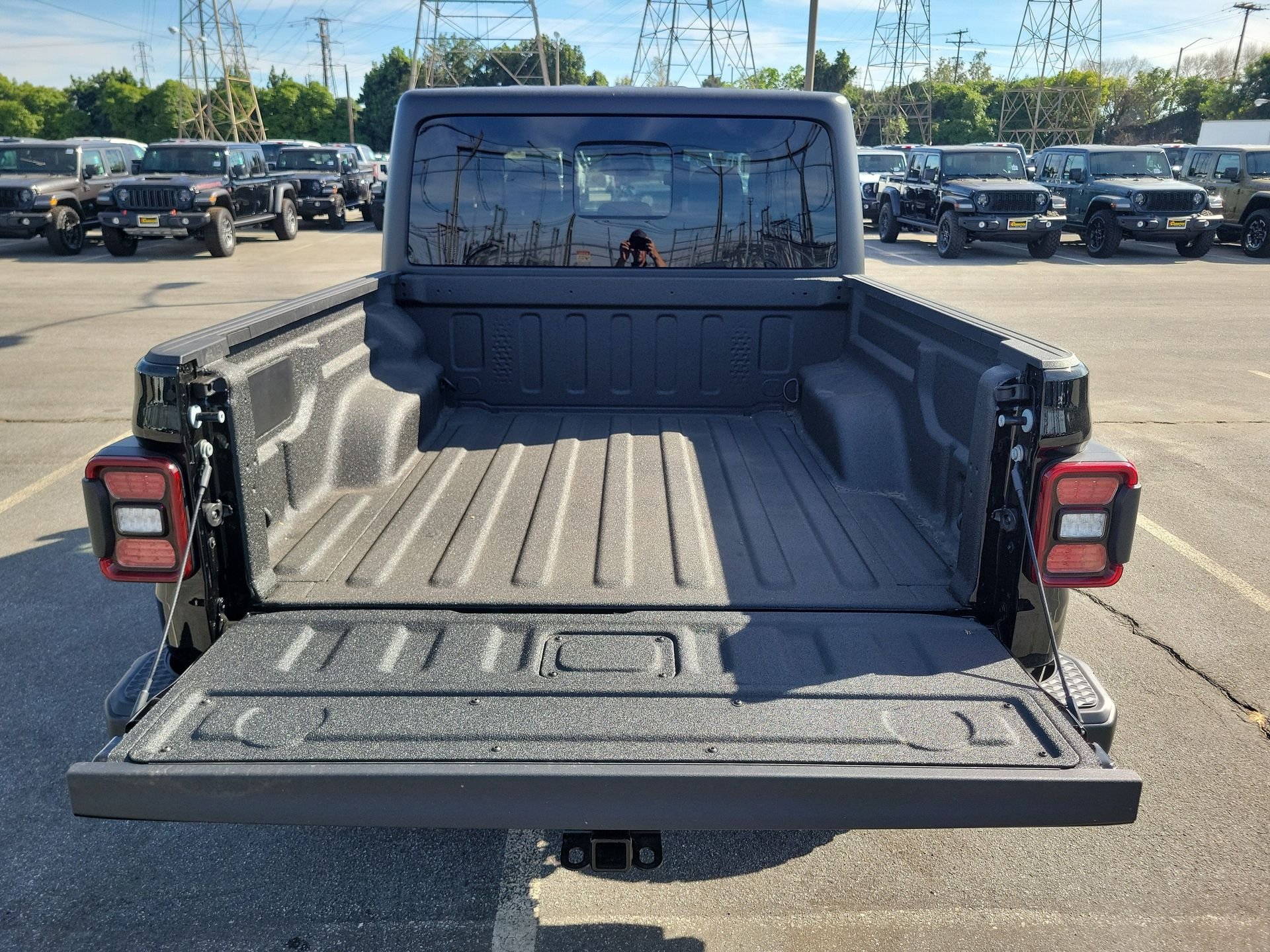 New 2026 Black Clear-Coat Exterior Paint Jeep Willys image 18