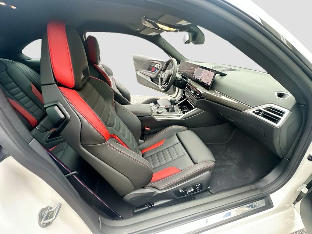 Used 2026 Alpine White BMW Base image 29