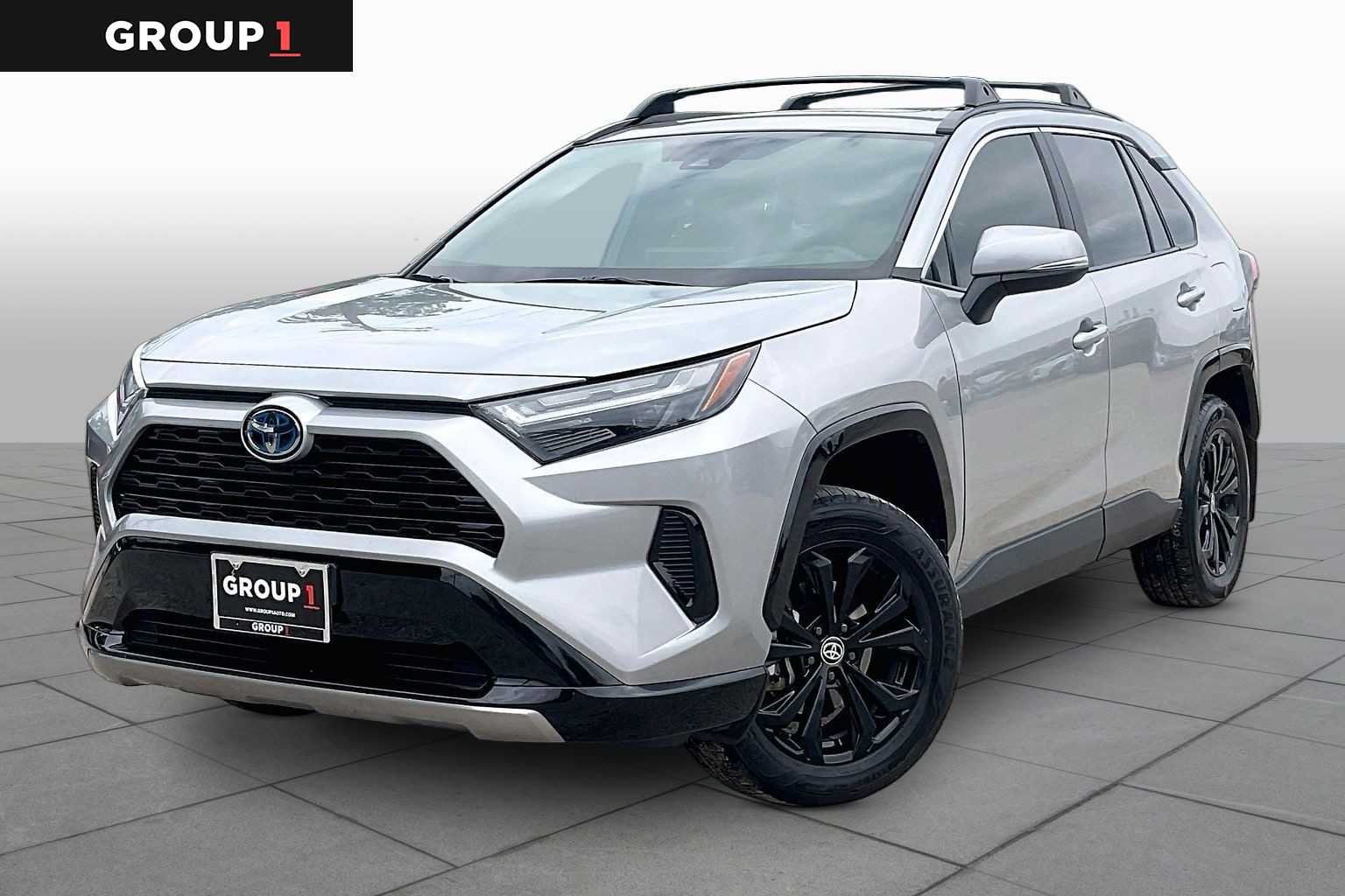2024 Toyota RAV4 Hybrid SE