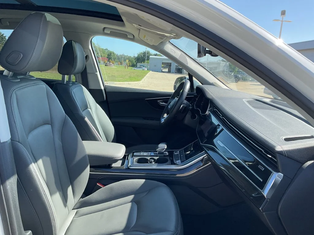 Used 2025 White Audi 55 Premium Plus image 21