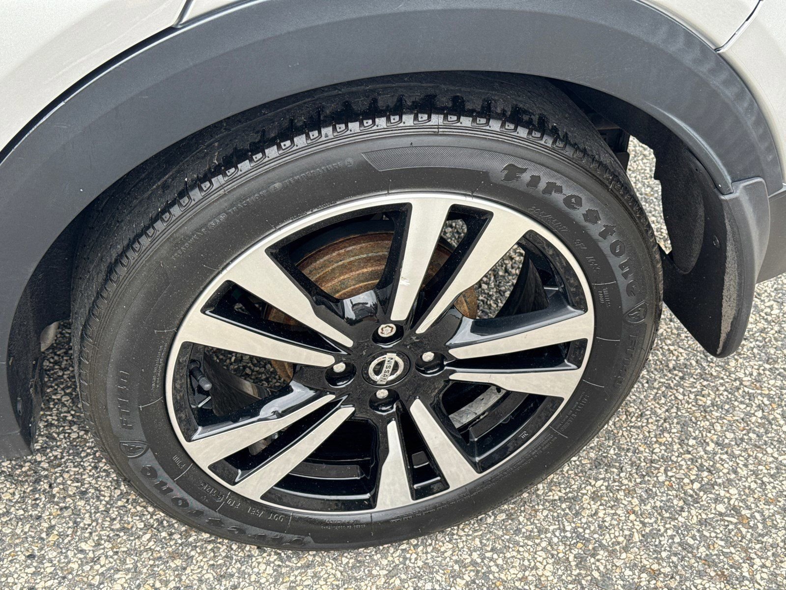 Used 2020 Silver Nissan SV image 17