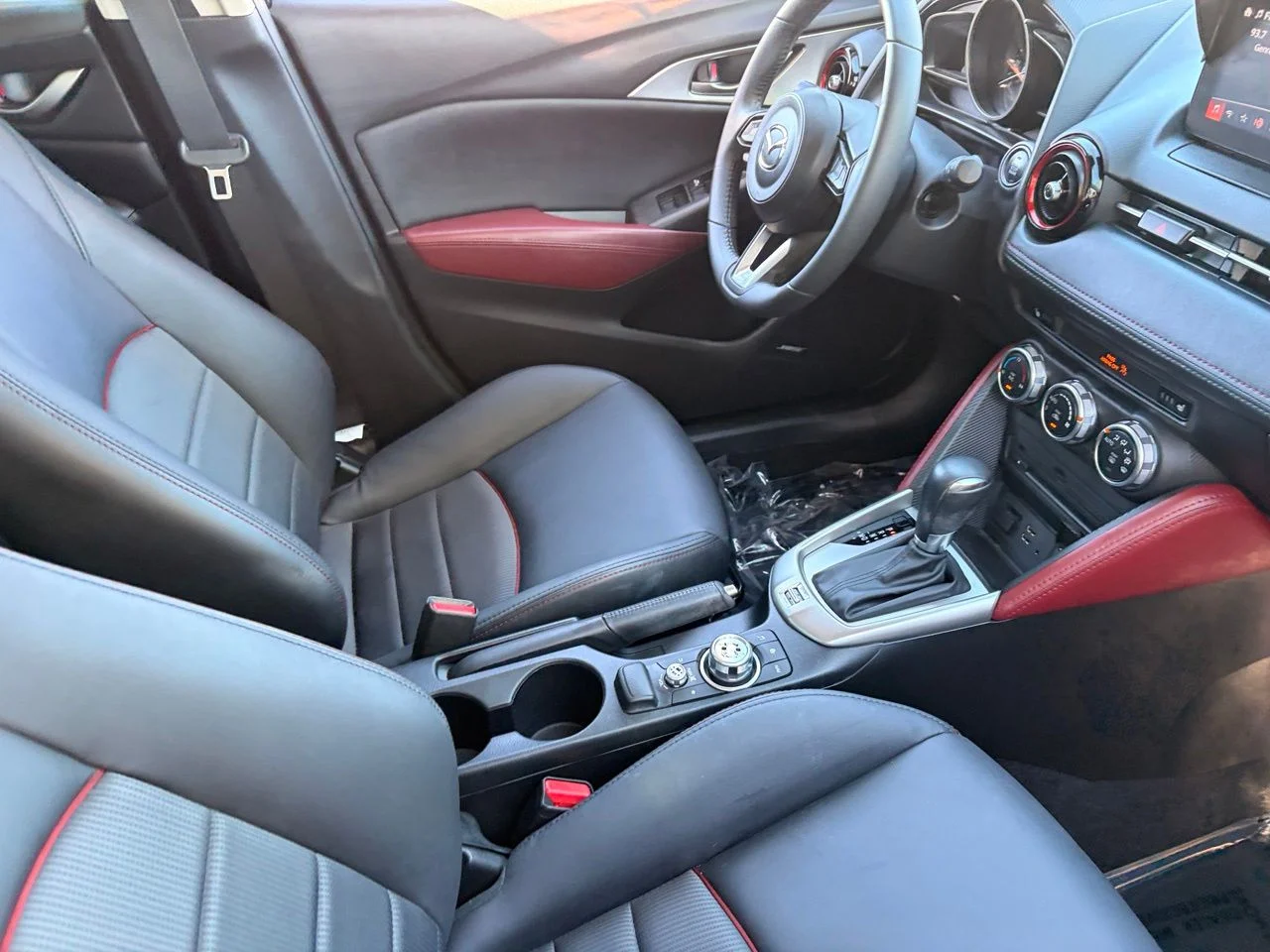 Used 2018 Deep Crystal Blue Mica Mazda Touring image 11