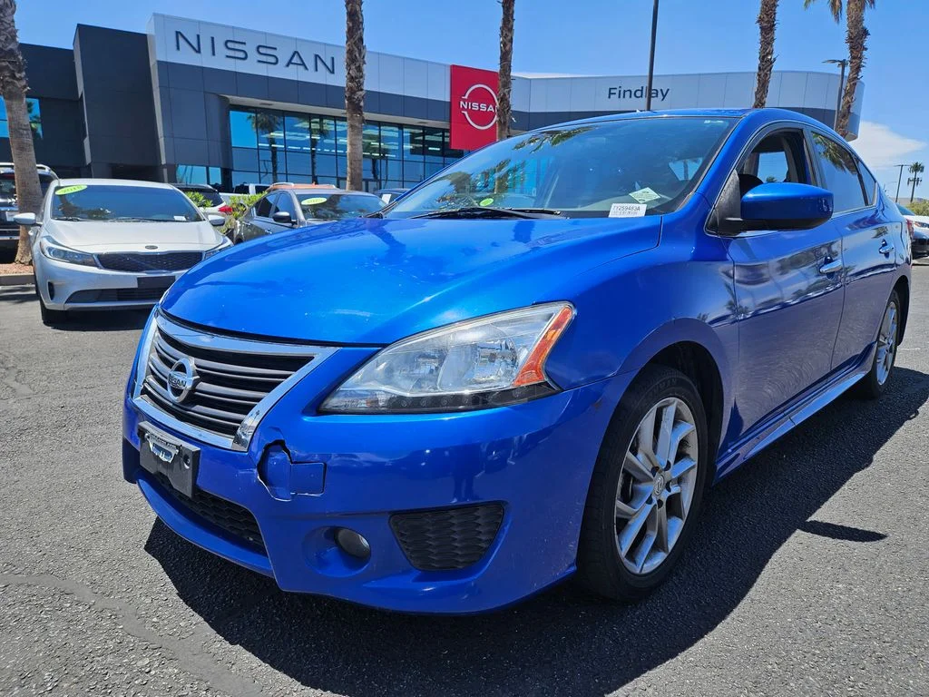 Used 2014  Nissan SV image 1