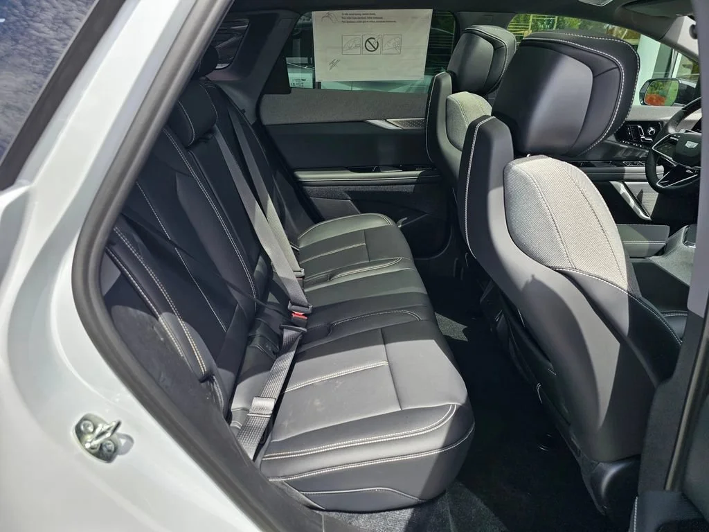New 2026 Vibrant White Tricoat Cadillac Sport image 12