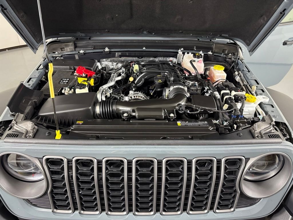 Used 2025 Gray Jeep Sport S image 39