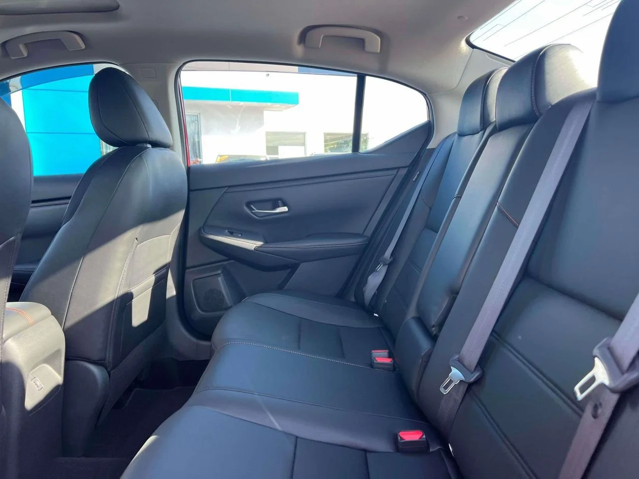 Used 2023 Scarlet Ember Tintcoat Nissan SR Xtronic CVT image 12