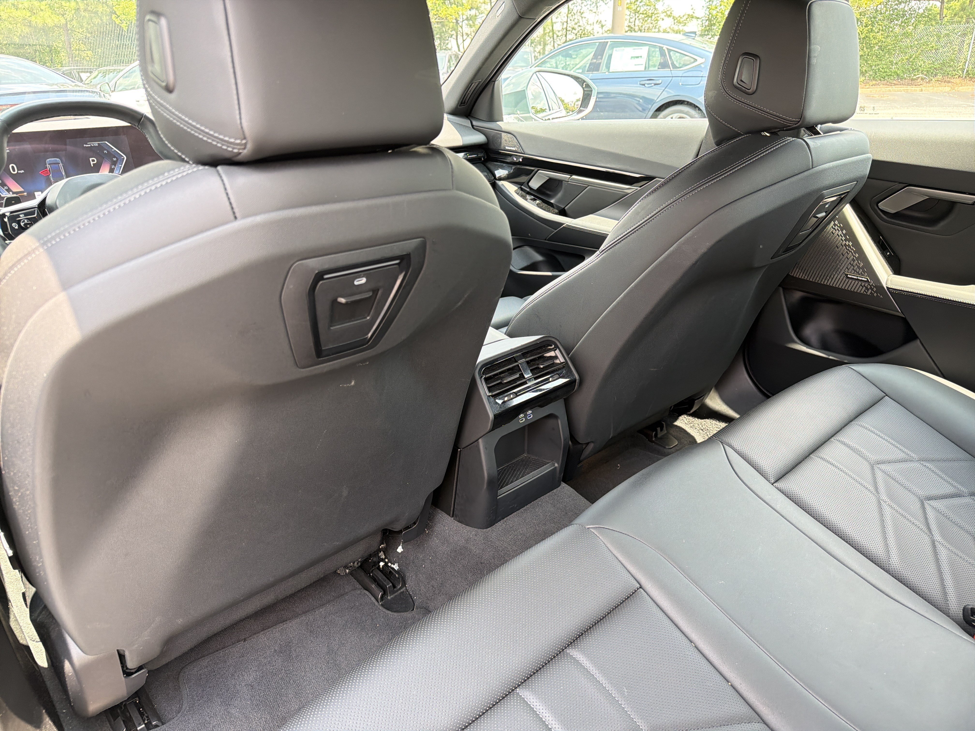 Used 2026 Cape York Green Metallic BMW 530i xDrive image 19