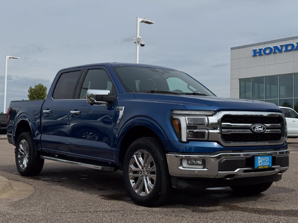 Used 2024 Atlas Blue Metallic Ford Lariat image 3