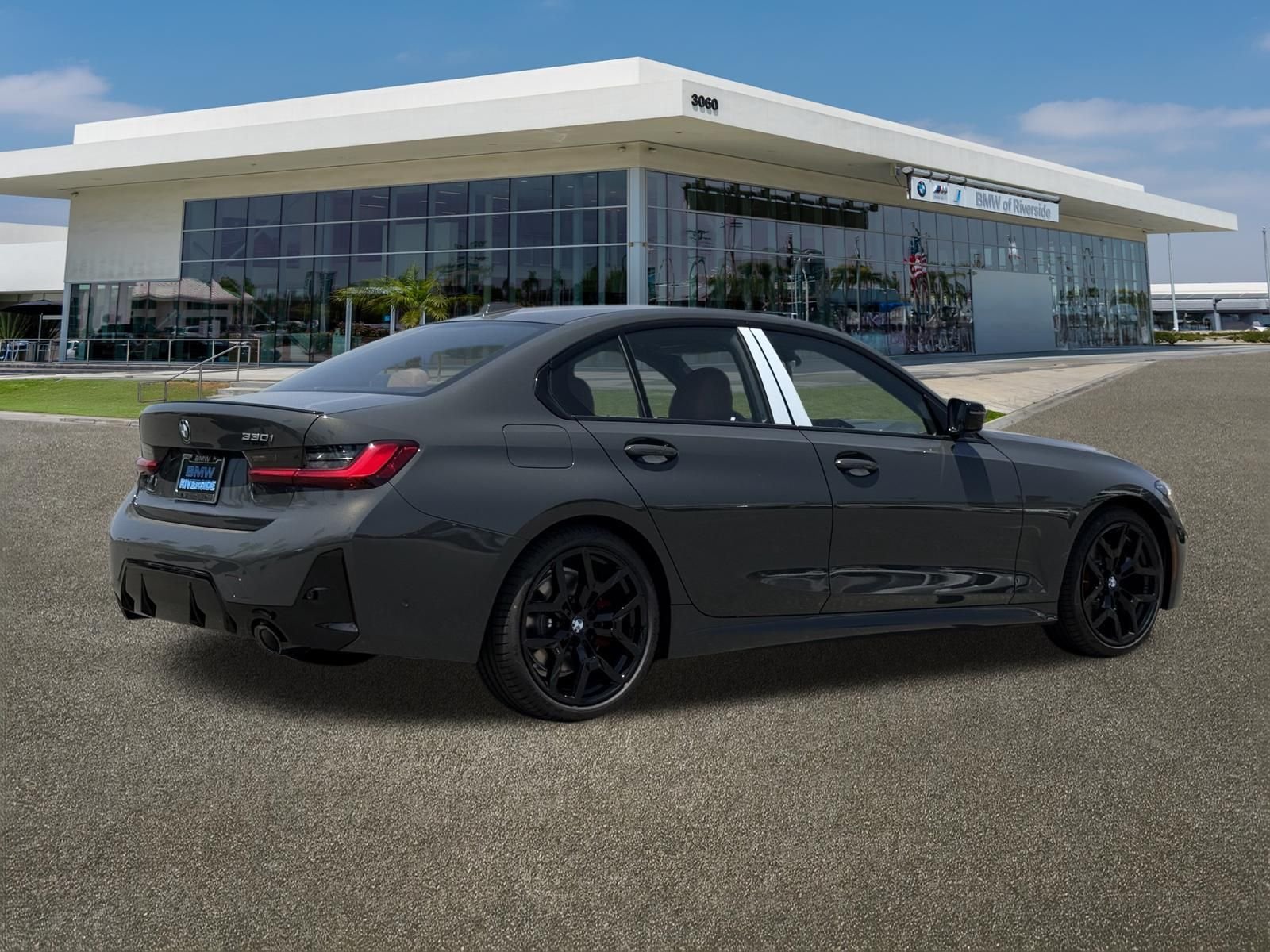 New 2026 Dravit Grey Metallic BMW 330i image 10