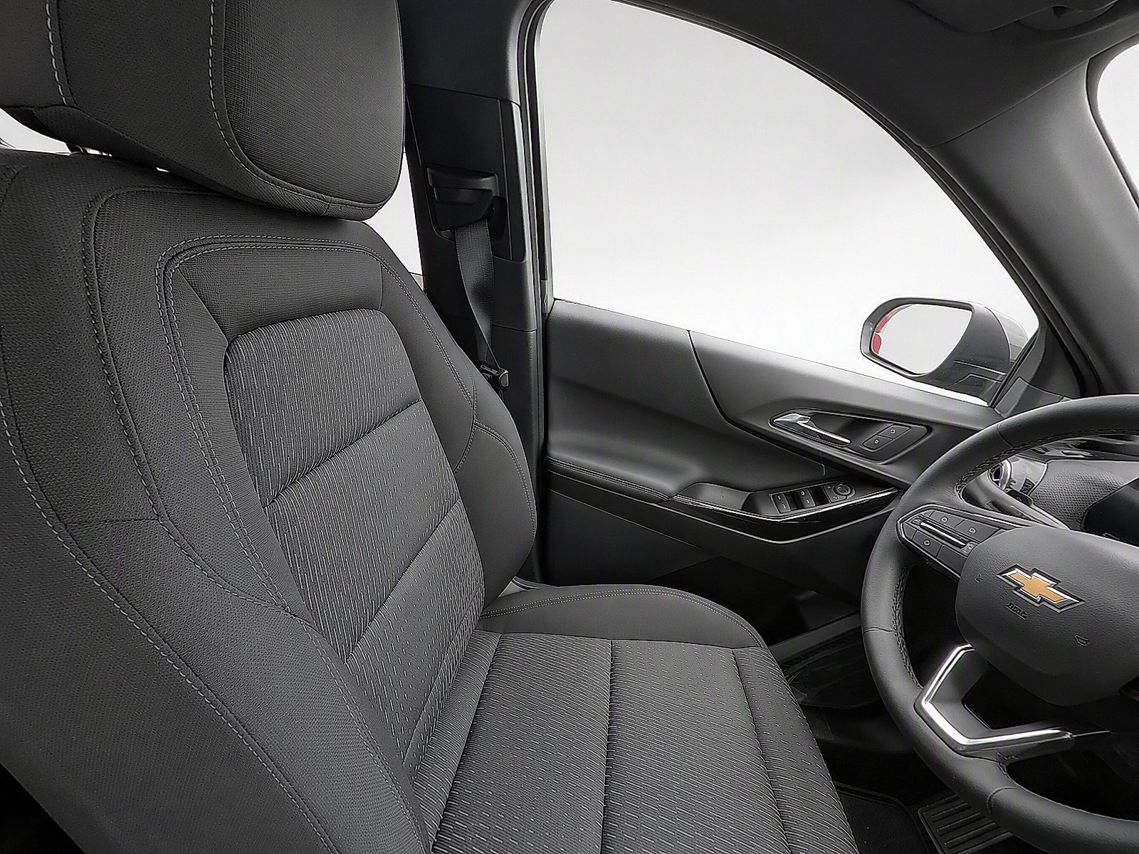 2027 Chevrolet Equinox LT - Photo 19