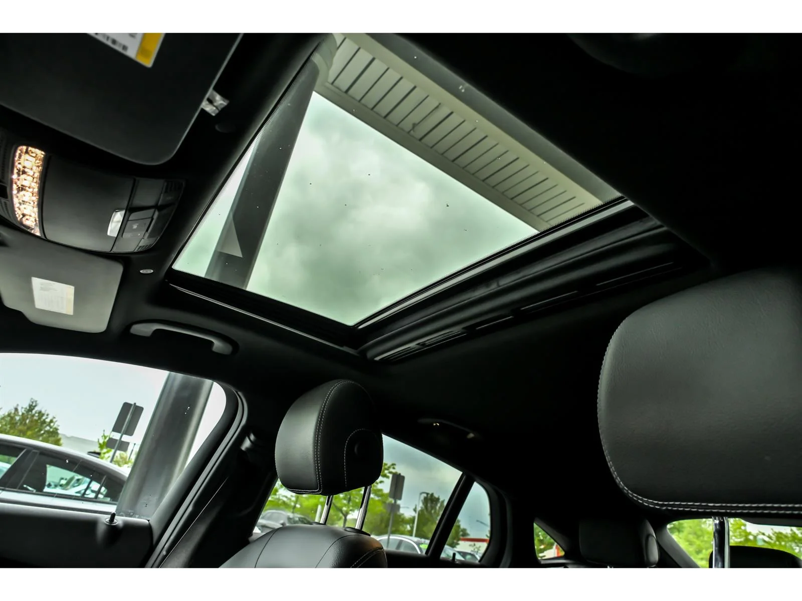 Used 2020 White Mercedes-Benz GLC 300 4MATIC® image 13