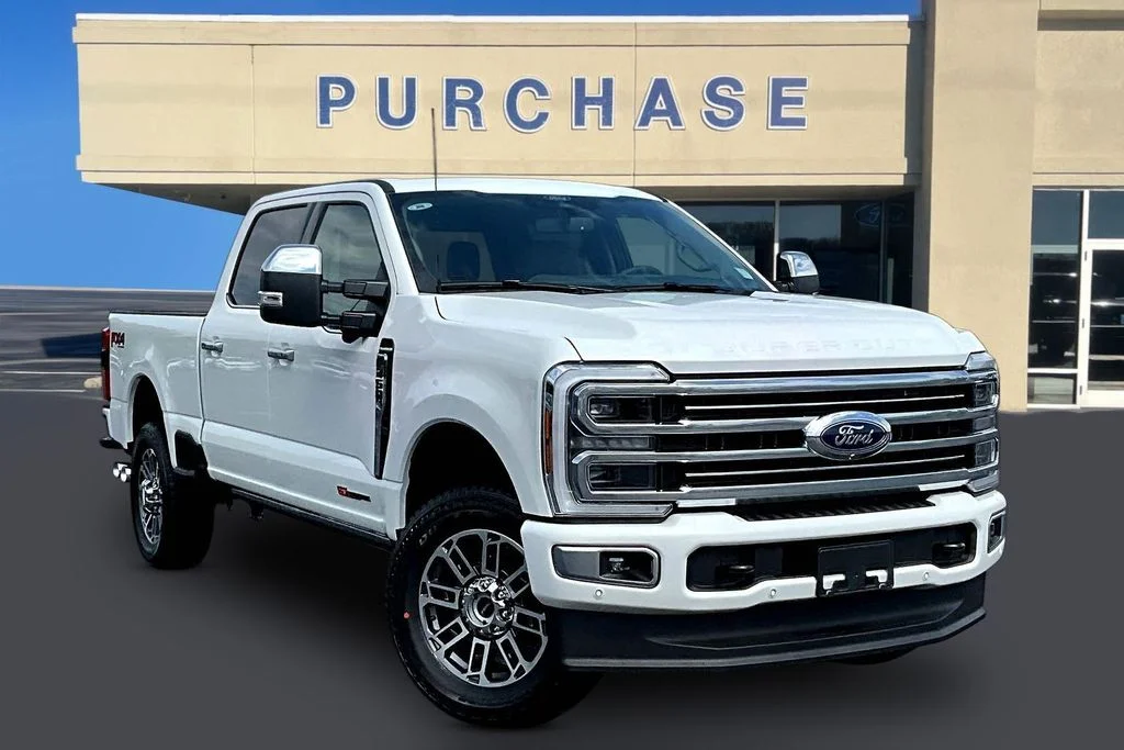 New 2026 Star White Metallic Tri-Coat Ford F-350® Platinum® image 1